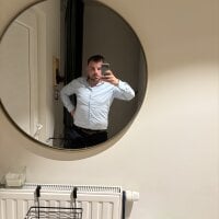 mrbigballs's webcam live show