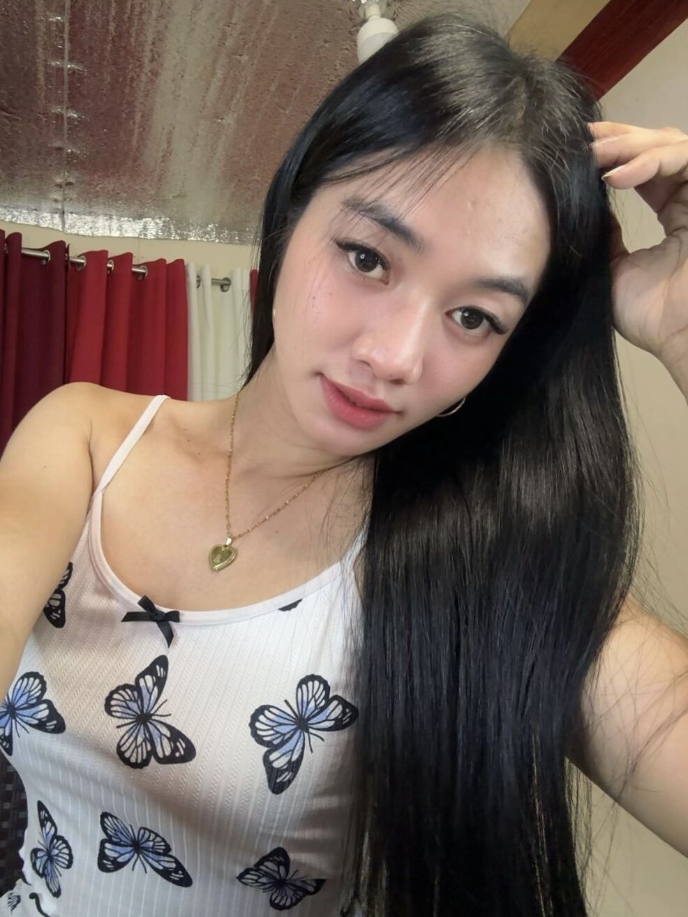 Seductive_Asian_Marian