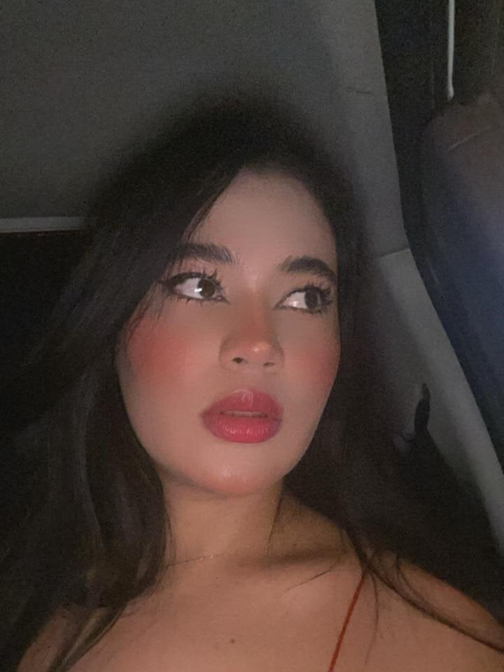 badgirlwebcam.com julianalopera1 livesex profile in bisexual cams