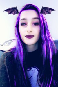 Hardcouplefr's Offline Chat Room
