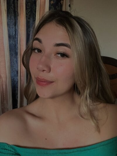 Iris_lee Female Cheapestprivates Online Webcam Sex