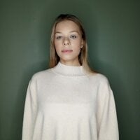 DarleneCroston's Offline Chat Room