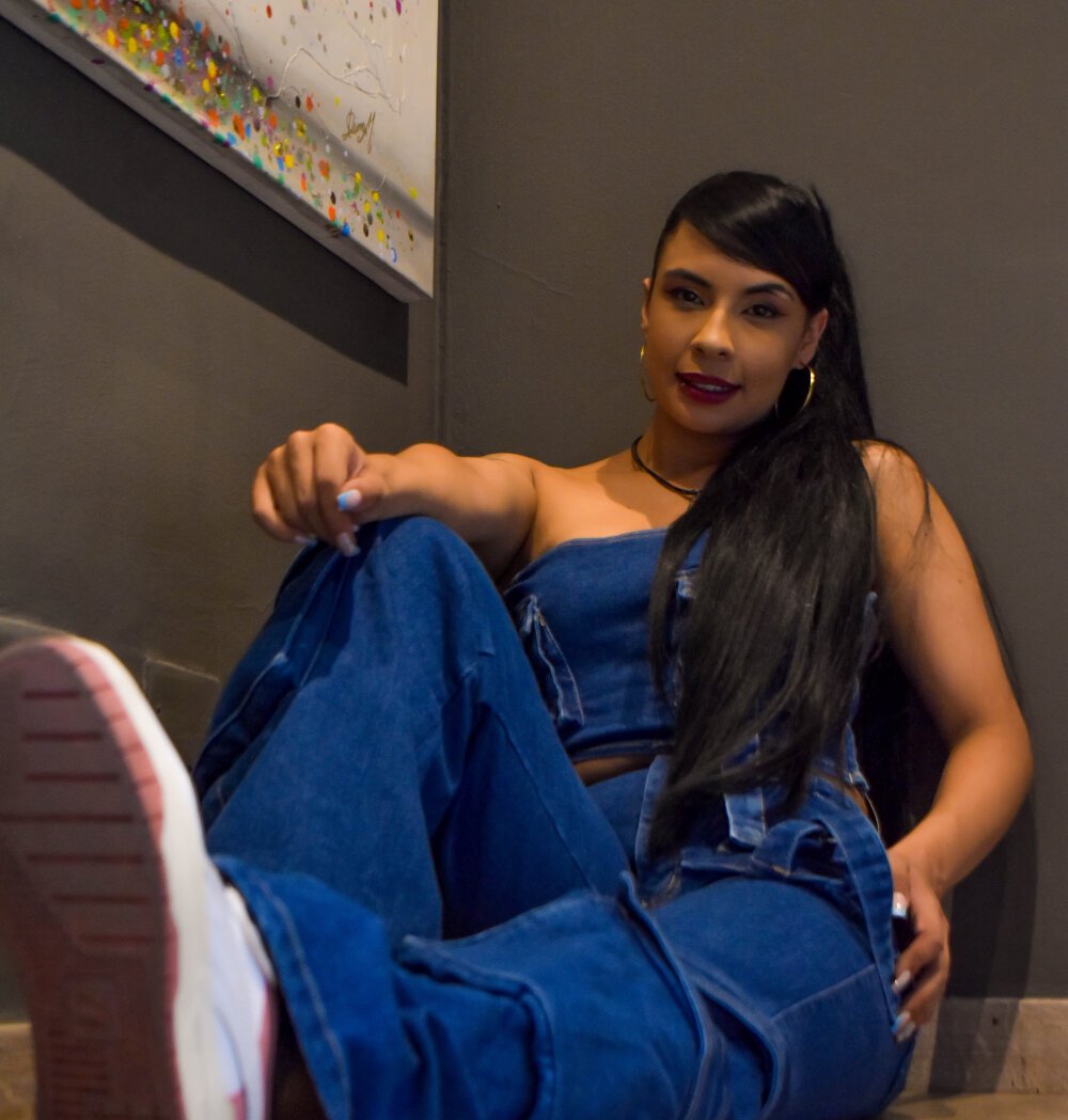 Live sex webcam photo for MishaKinki #289970136