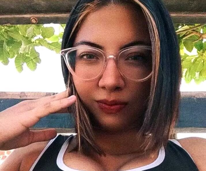 livesex.fan hillary_hott livesex profile in english cams