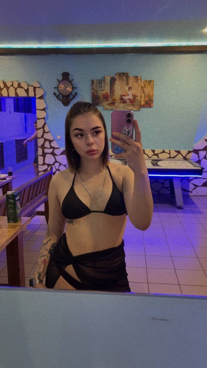 CrystalCohen