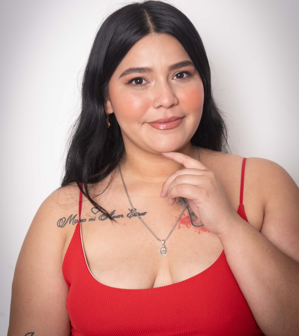 glamcambabes.com kelly__hot_ livesex profile in bisexual cams