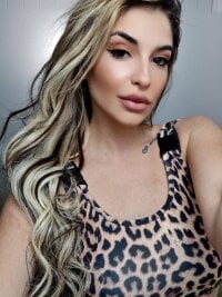 krissylove_'s Offline Chat Room