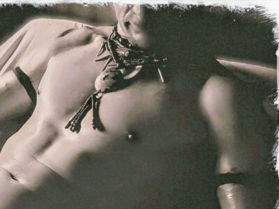 SexToyOnely Live Cam on StripChat