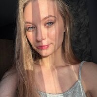 Your_hot_angel's webcam live show