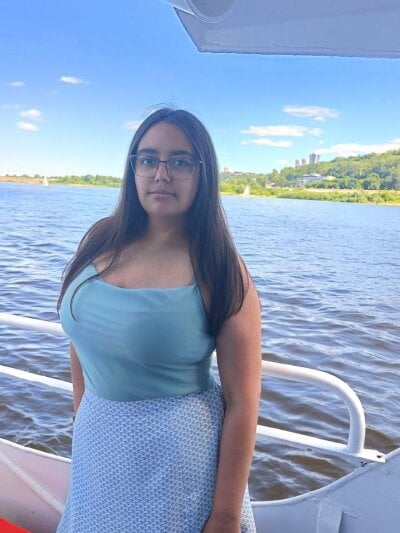 Janelle_Cote