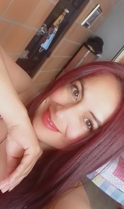 laiaa_evans 🅾 naked chat