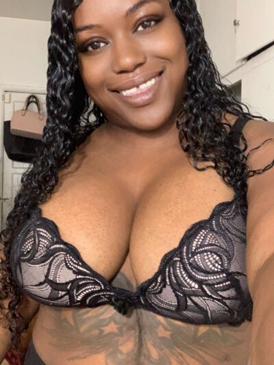 Lillycakes 🤬 live chat