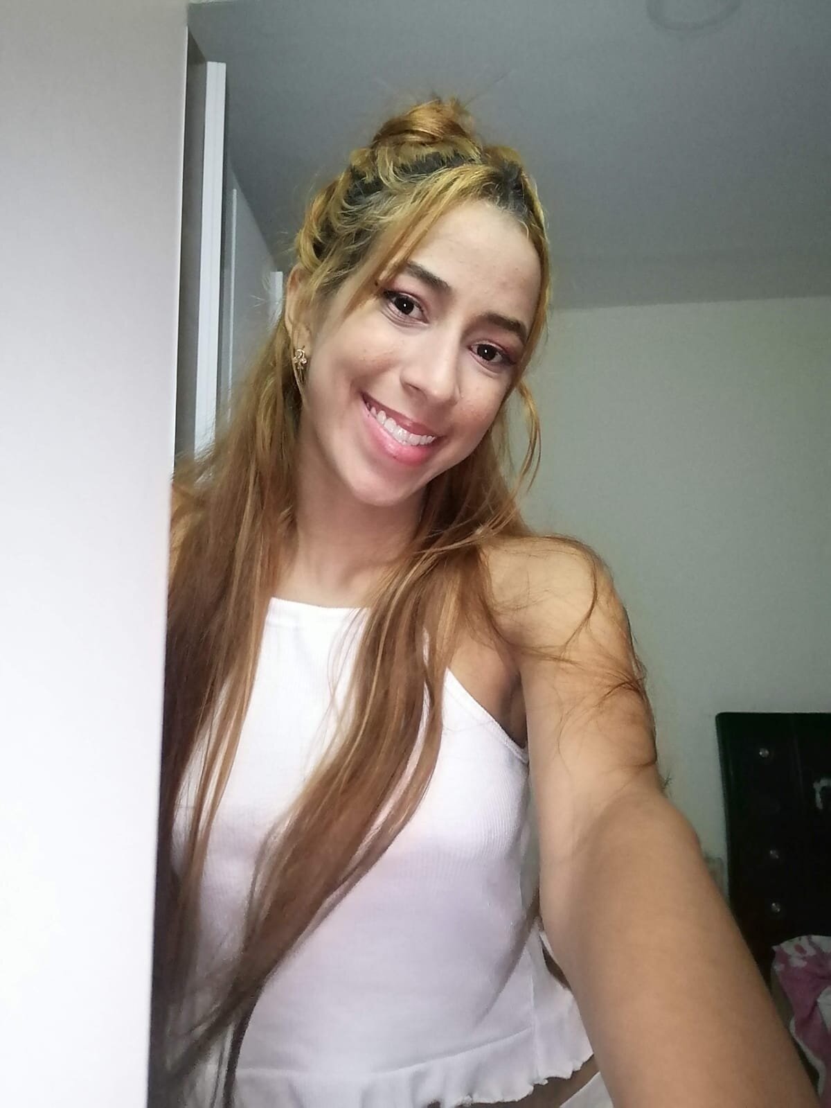 akisha_lim691