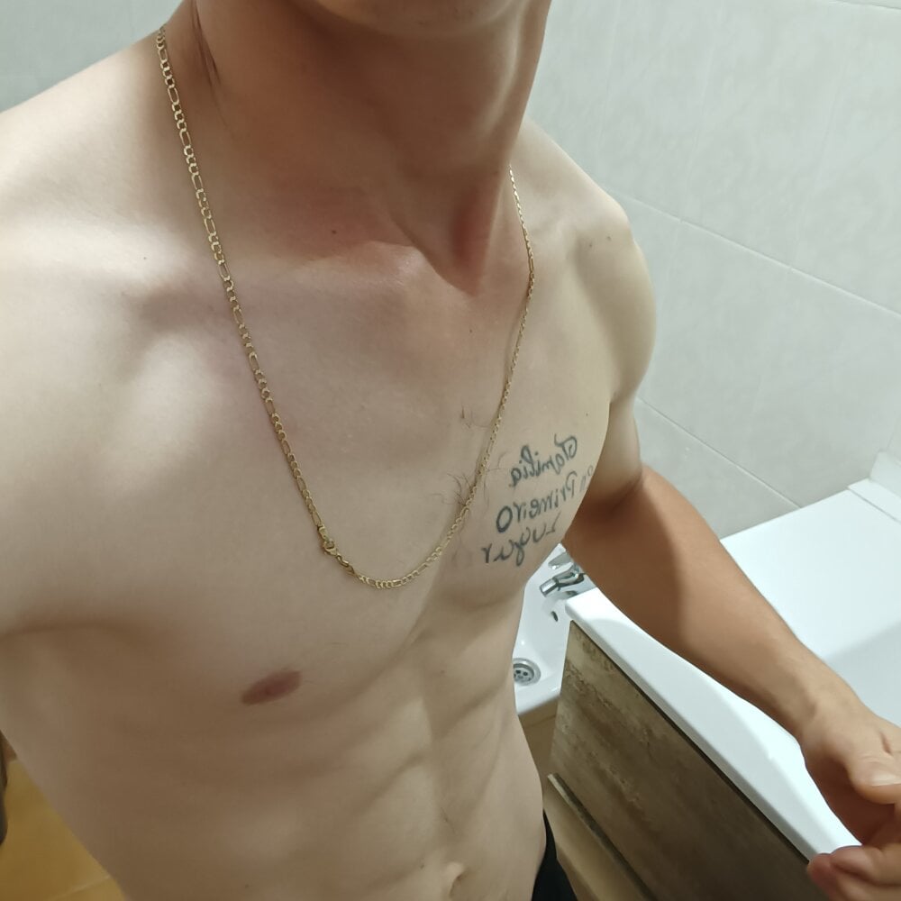jonassegovia156 from stripchat