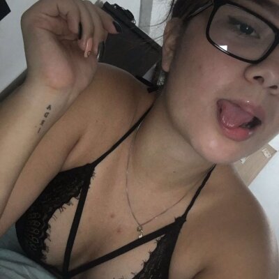 Lya_sexy_moon 🤮 live sex chat