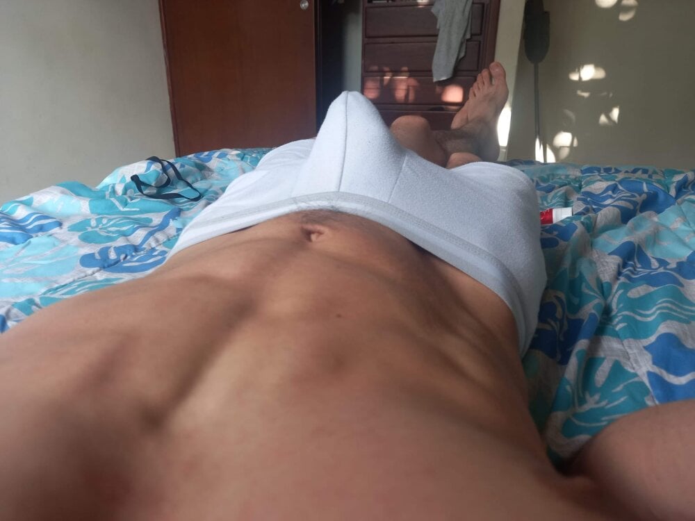 alexander_gold from stripchat