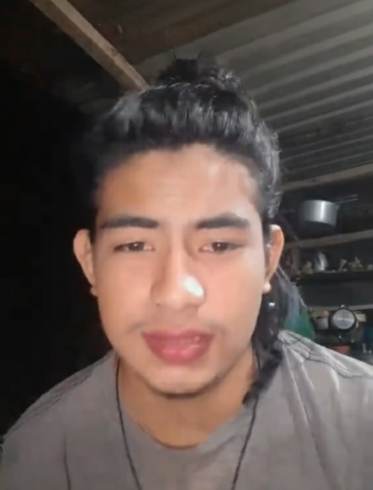 Chatroom XXX hors ligne de LadenMarimba