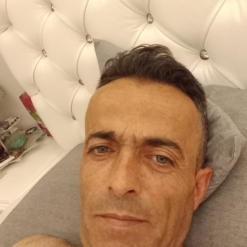 Blade3535@xh's Offline Chat Room