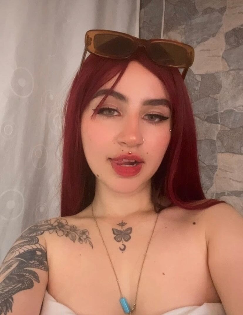 niky_hoty from stripchat