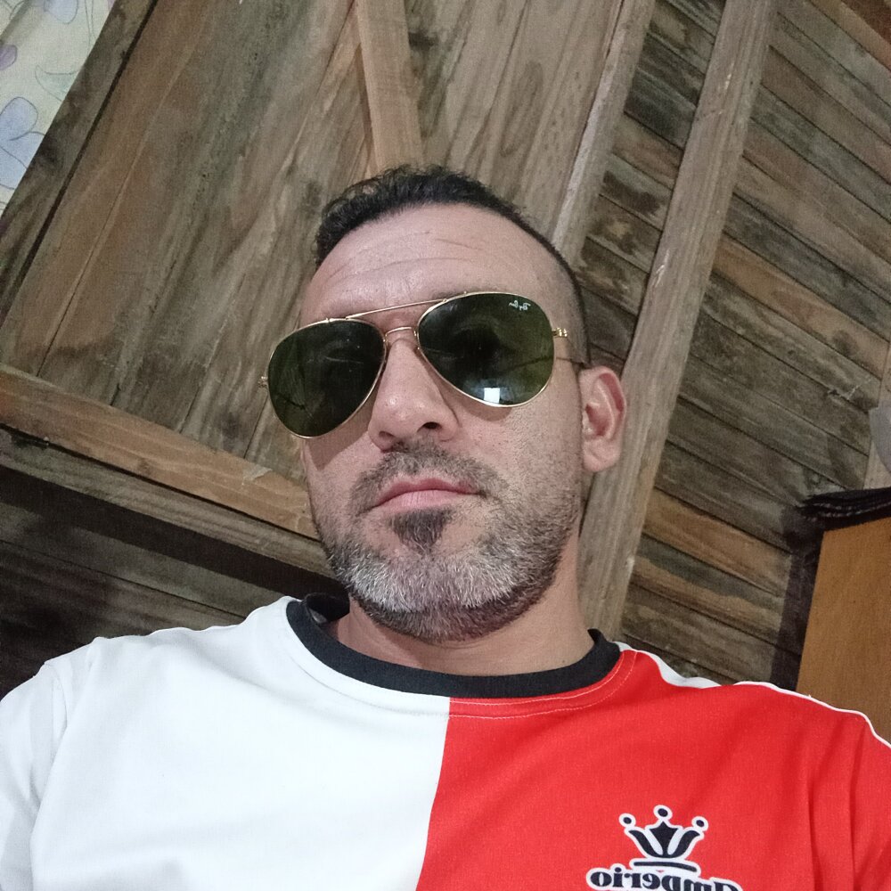 robertguada's Offline XXX Chat