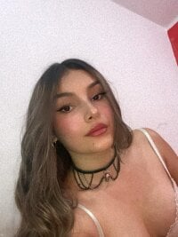 ALAYA-07_'s webcam live show