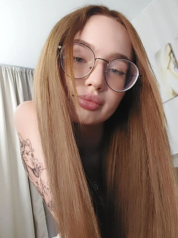 NickyBlousy profile