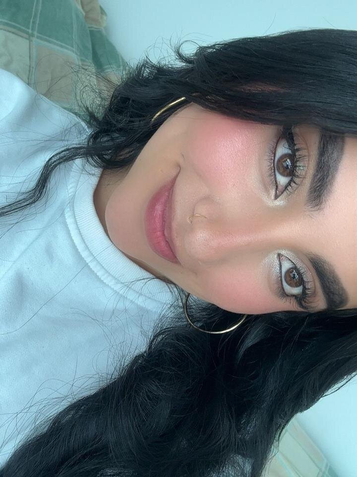 Live sex webcam photo for katie_1a #281999647