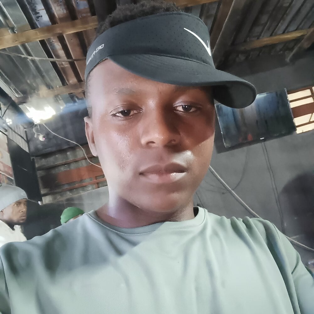 Dinosflow22 offline XXX-chatje