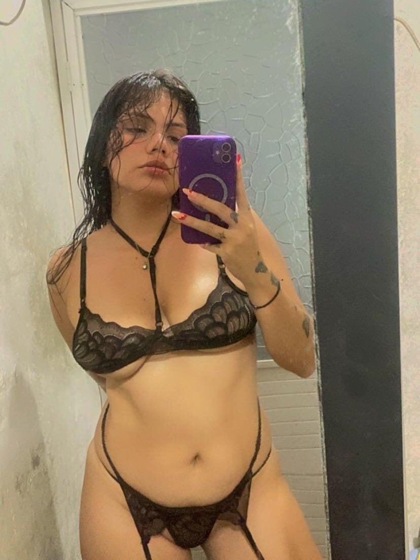 livesexr.com daianalou livesex profile in im-from-belgium cams