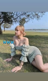 AssAsiancute's webcam live show