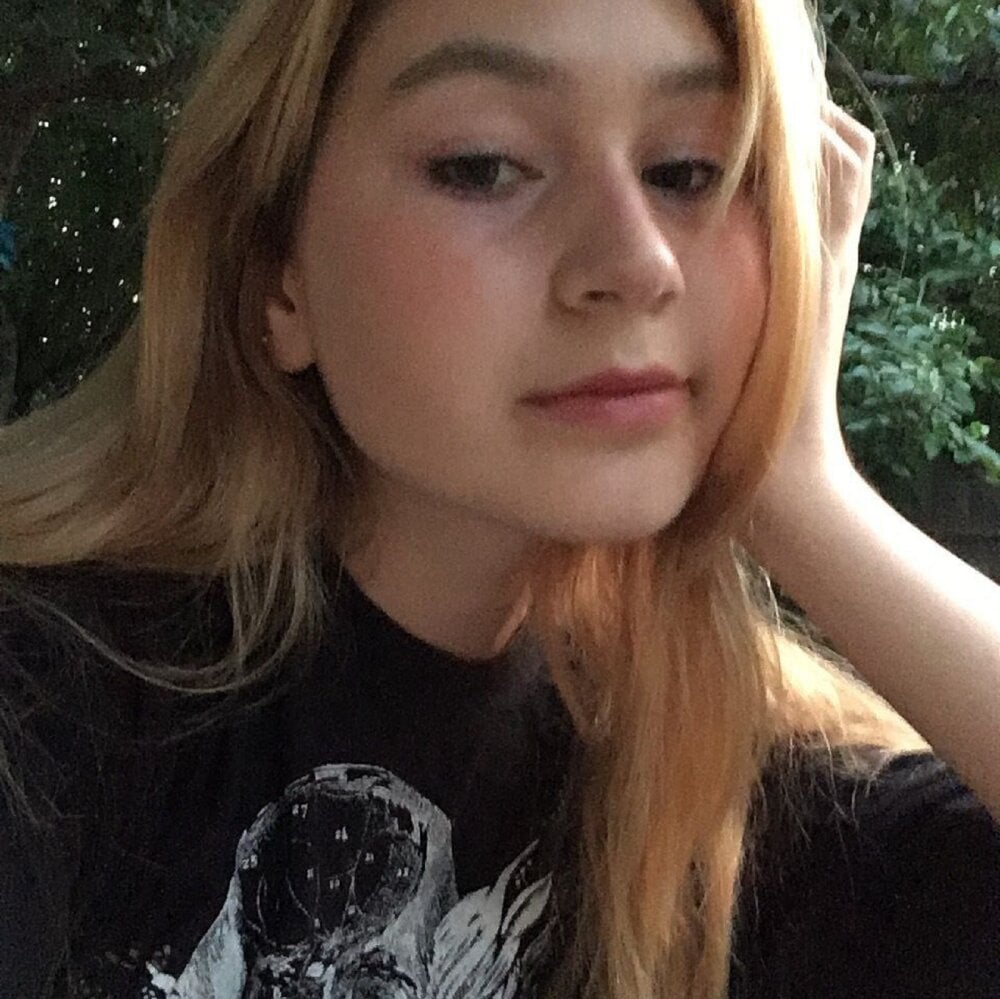 Lili_Luuu's Offline XXX Chat