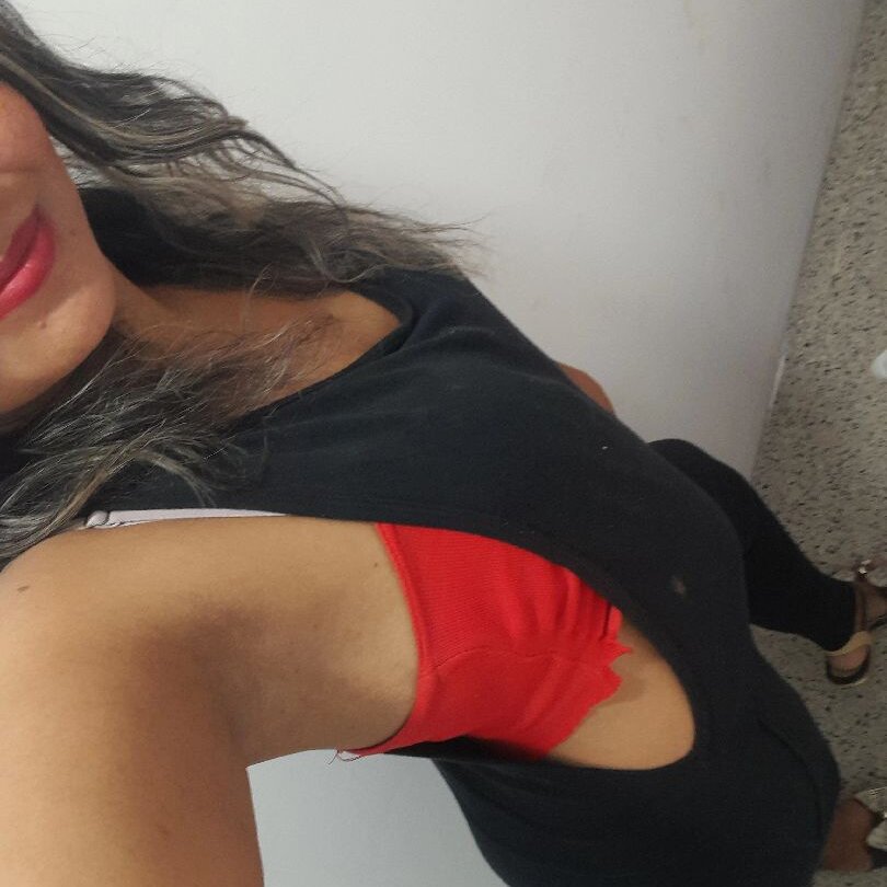 Live sex webcam photo for yuliana_hotxx #290114180