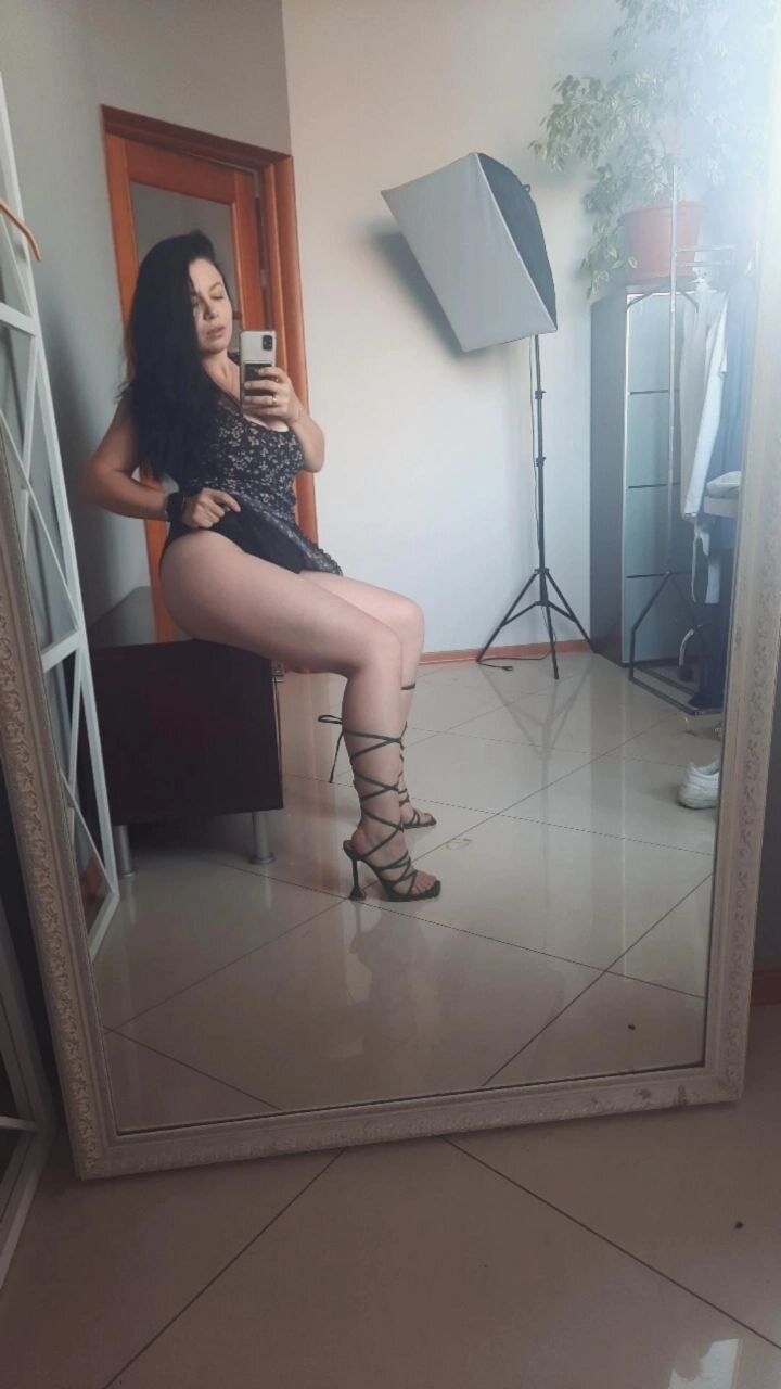 Isya_black