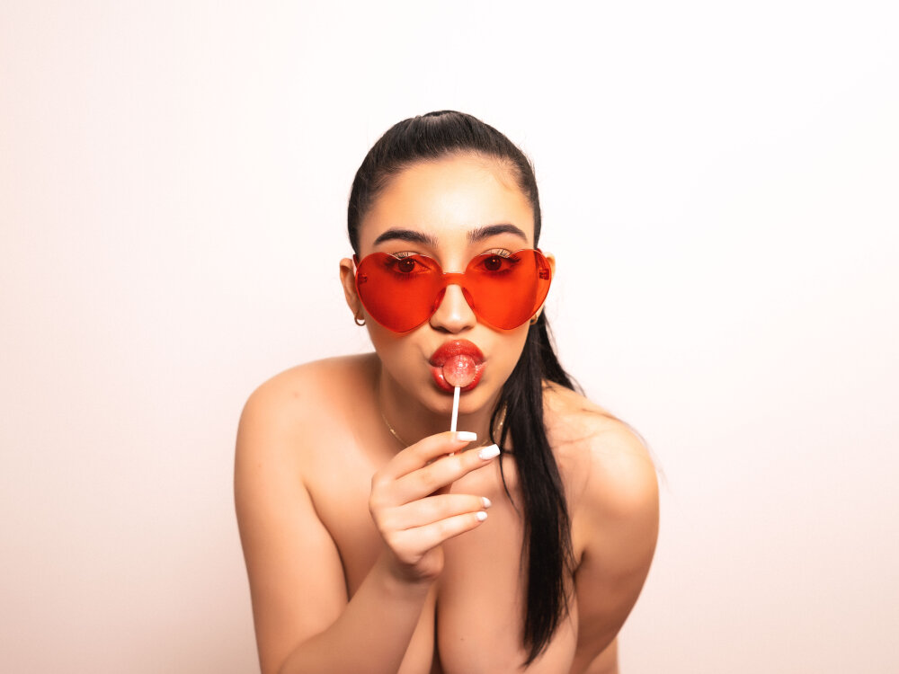 Live sex webcam photo for Amy_Sin #289961525