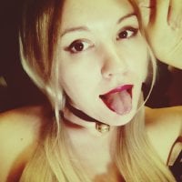 VikkyVikiss' Live Sex Cam Show