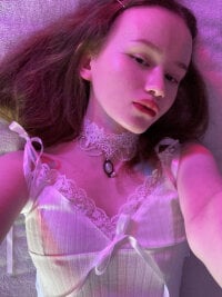MICHELLE_KEAT's Offline Chat Room