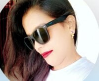 Reena_Jain_01's webcam live show