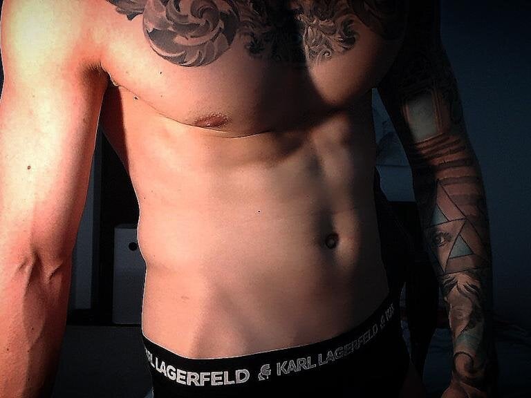 tyago_doll's Offline XXX Chat