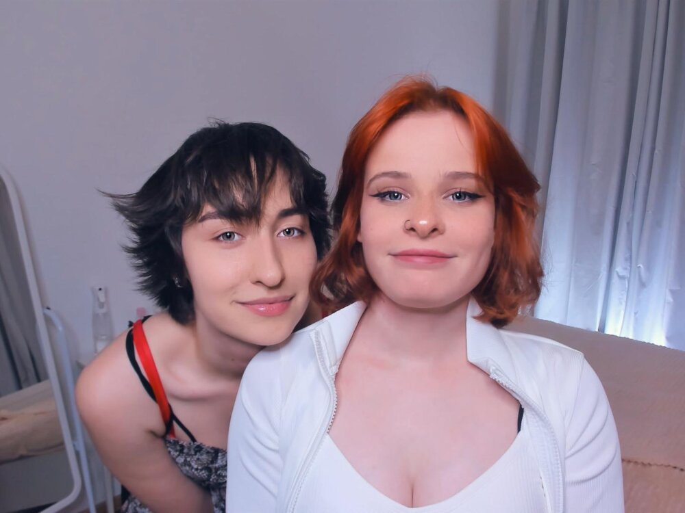 LucyCiara's Offline XXX Chat