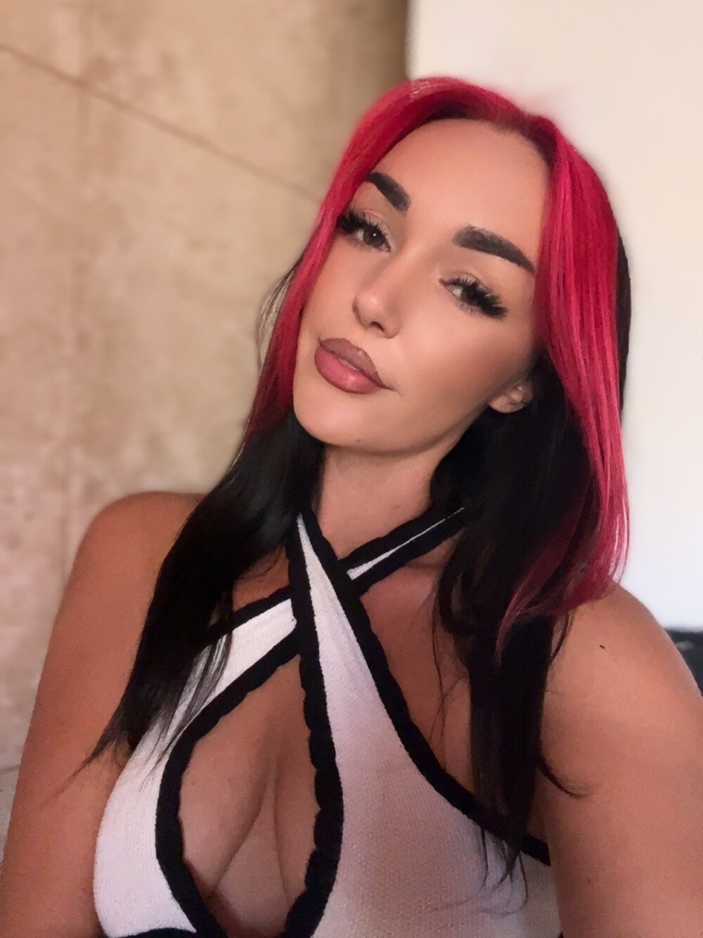 meganfoxiy from stripchat