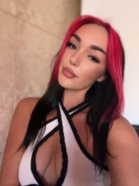 MeganFoxiy's webcam live show