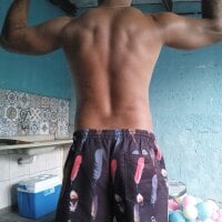 reisloko's webcam live show