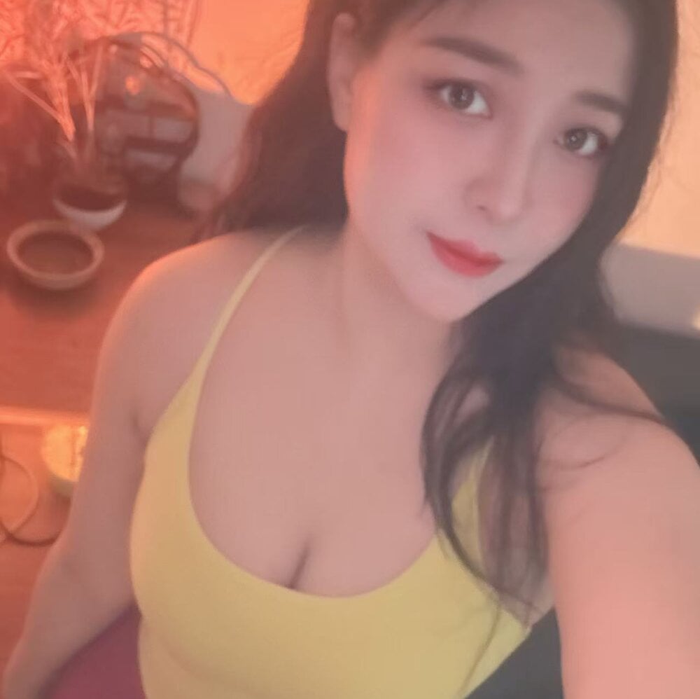 miracle-520 from stripchat