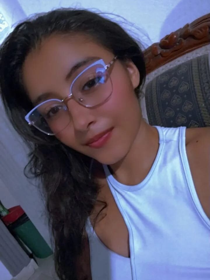 stripchat katy_lowery webcam profile pic via livesexbbwcams.com