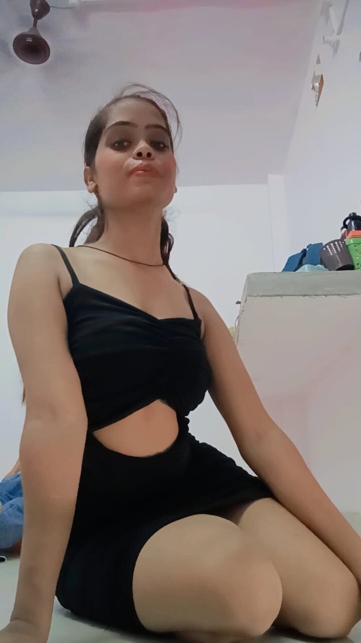 SexyDeepika2311
