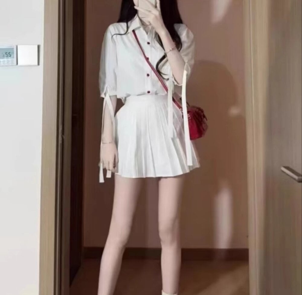 Live sex webcam photo for a1-2222 #289934318