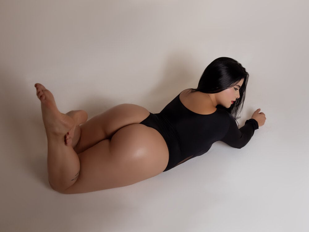 livesexasiancams.com keylagomez_ livesex profile in right-on-your-screen cams