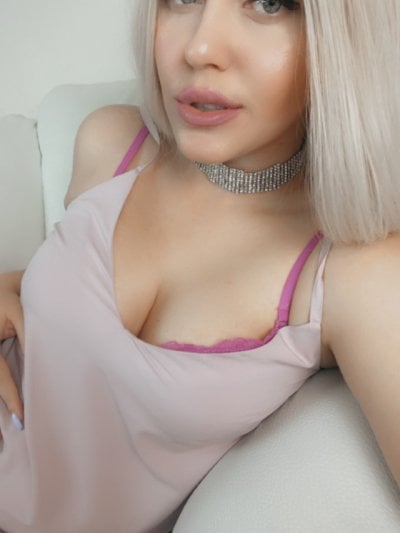 Missfeet - blondes young