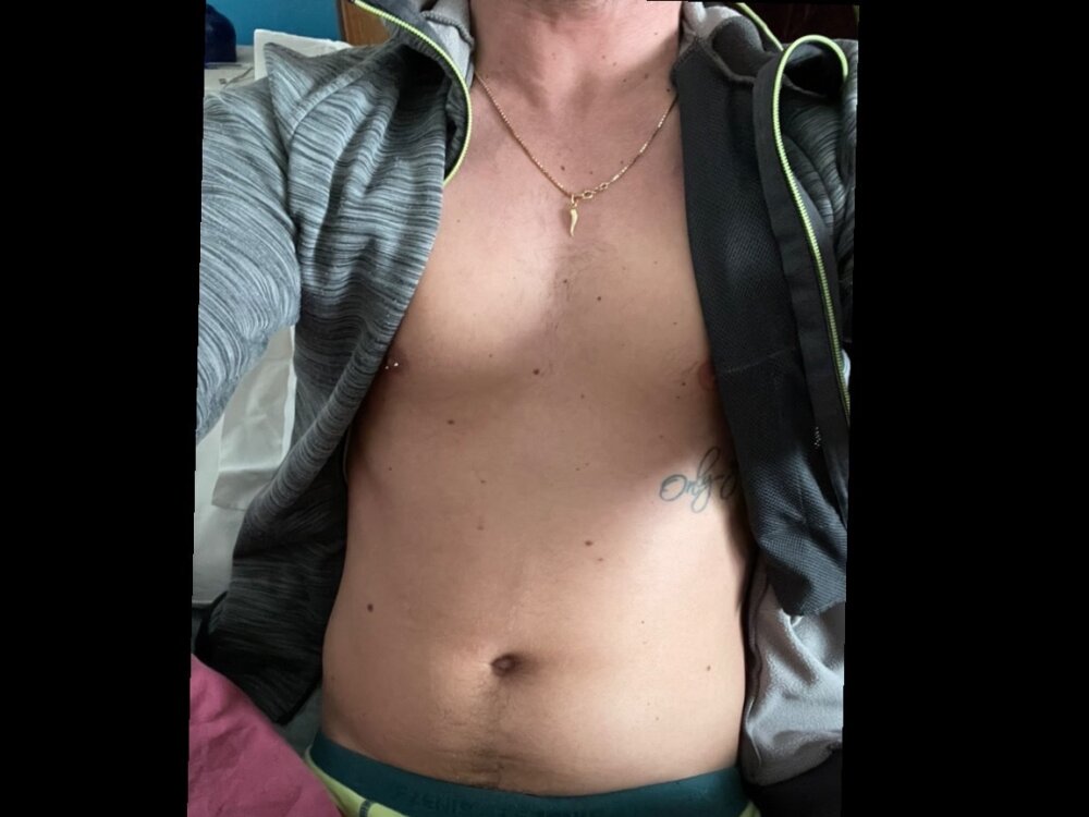 piselloneee19 profile