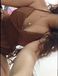 Britany-delfina's webcam live show